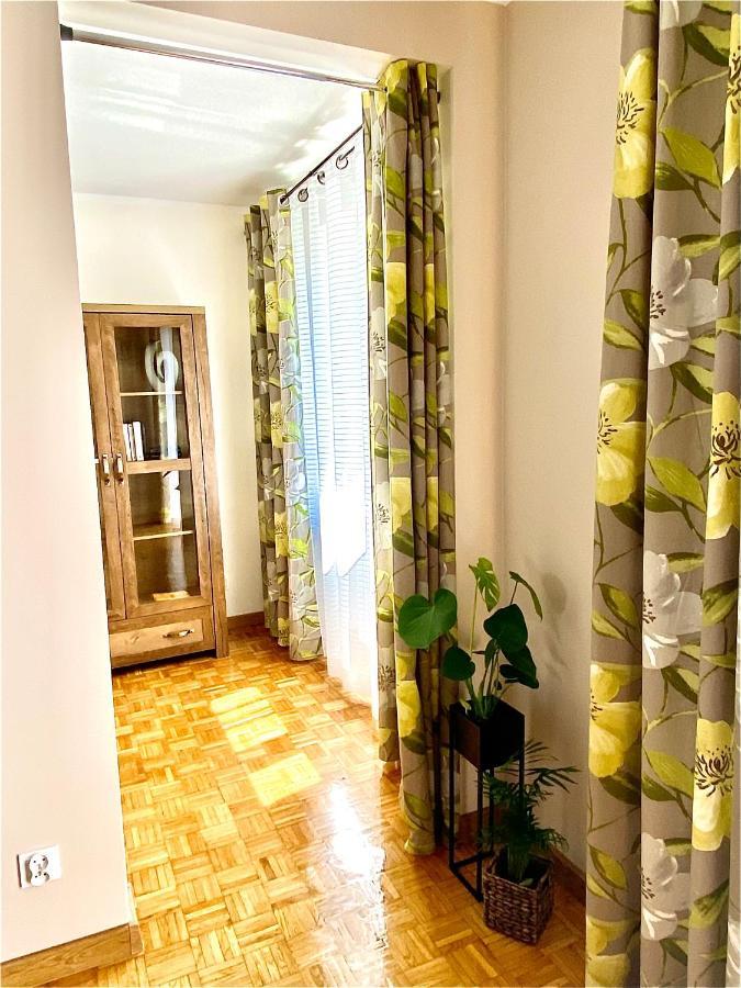 Apartament Omega I ギジツコ エクステリア 写真